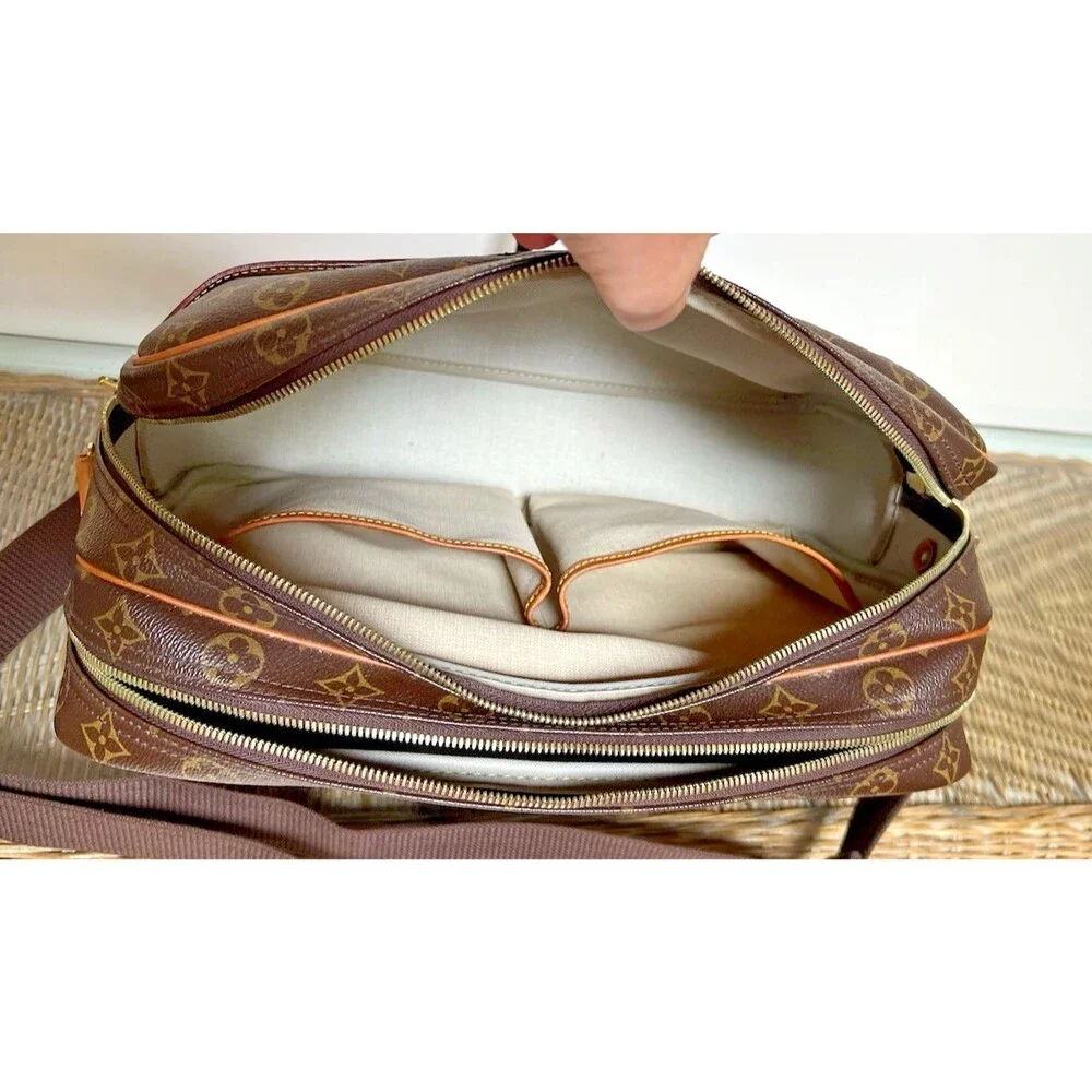 Louis Vuitton Monogram Reporter PM Bag Brown Coated Canvas  SP0054 May 2004